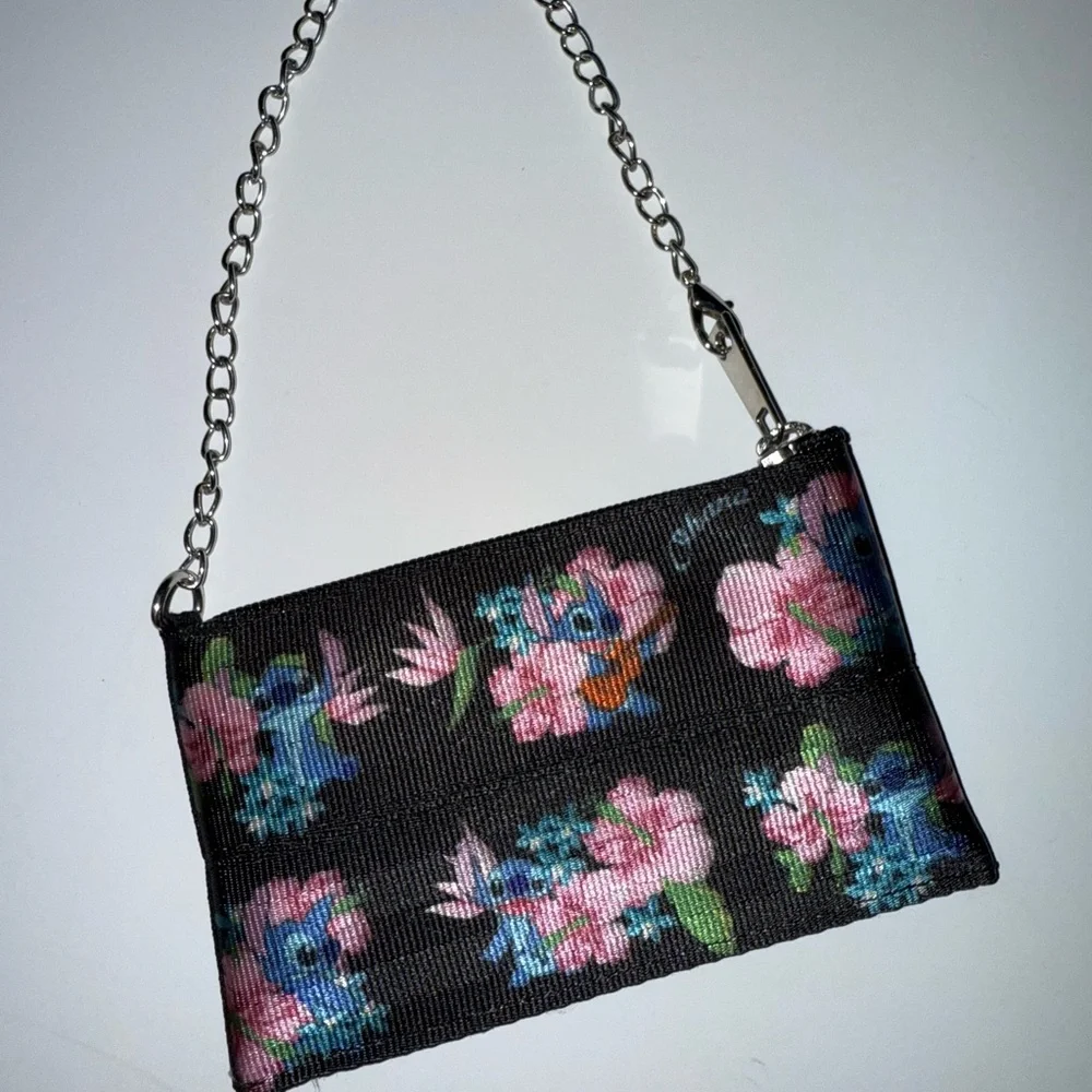 Harveys Stitch Coin Purse - Picture 2 of 2